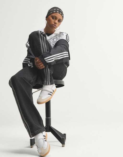 adidas Originals – Firebird – Straight Jeans in True Black Denim mit mittelhohem Bund, 5 von 5