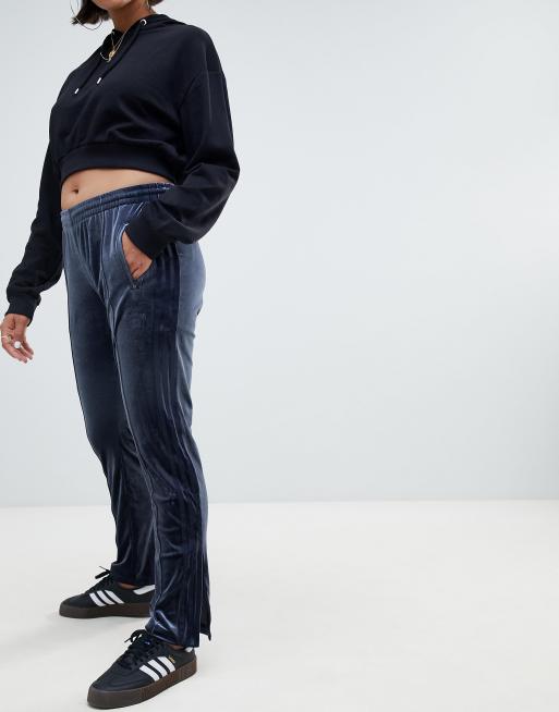 Analytiker Forhåbentlig Creed adidas Originals Firebird Track Pant In Navy Velvet | ASOS