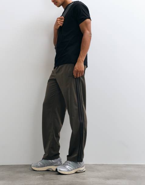 adidas Originals Firebird trainingsbroek in donker kaki - view 1
