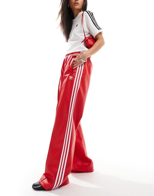 adidas Originals Firebird Trainingshose aus Kunstleder in Rot ASOS