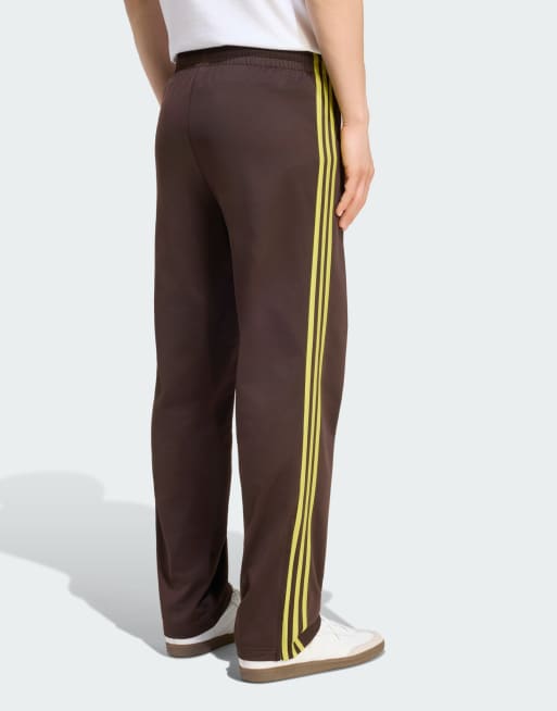 adidas Originals – Firebird – Trainingshose in Aurora Coffee/Preloved Lime, 3 von 4