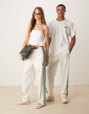 adidas Originals - Firebird - Trainingshose in Creme und Grün
