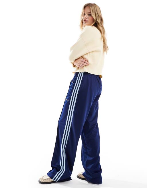 adidas Originals – Firebird – Trainingshose in Marineblau mit Aufnäher, 4 von 5