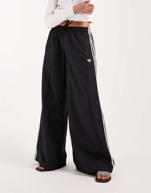 adidas Originals – Firebird – Trainingshose in Schwarz und Weiß mit weitem Schnitt, 5 von 5