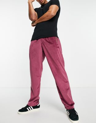 fordrejer Stolt butik adidas Originals Firebird velour track pant in crimson | ASOS