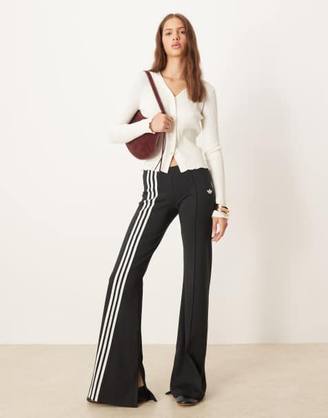 adidas Originals - Flared legging met 3-Stripes in zwart - view 1