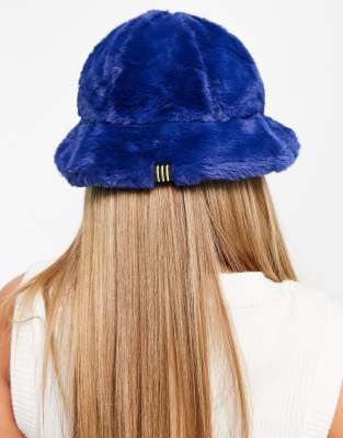 adidas faux fur bucket hat