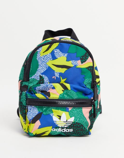 adidas Originals – Flerfärgad liten ryggsäck