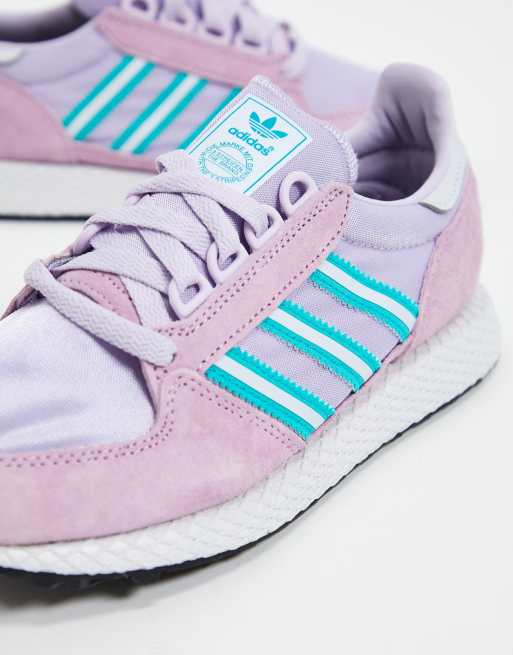 adidas Originals Forest Grove Sneakers in lila en roze ASOS