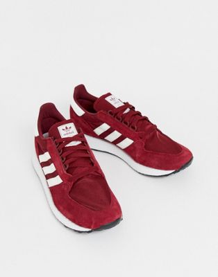 adidas originals forest grove trainers in burgundy