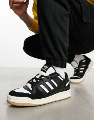 Adidas Originals Forum 84 Low Gum Sole Sneakers In Black In Black