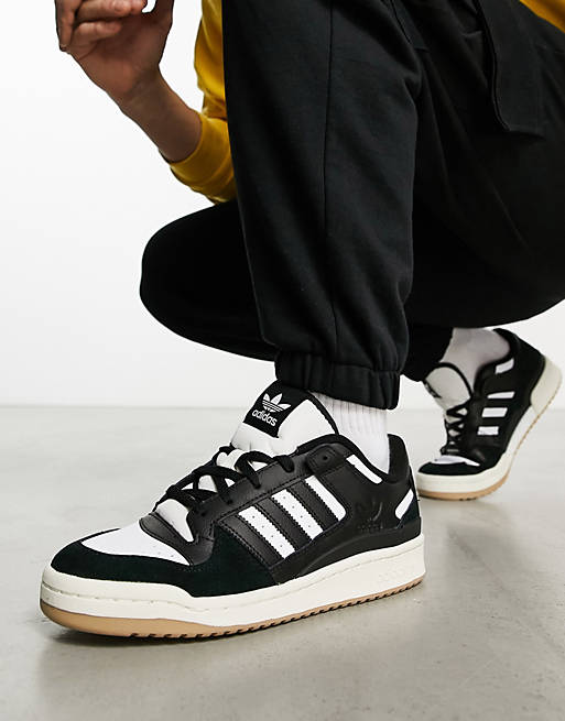 adidas Originals 84 gum sole sneakers in black | ASOS