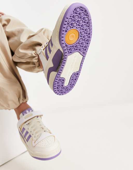 adidas Originals – Forum 84 Low – Sneaker in Weiß und Lila ASOS