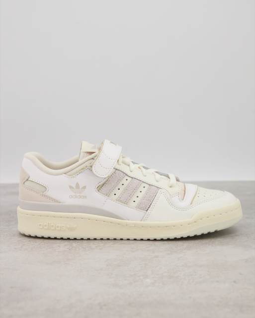 yeezy uae online