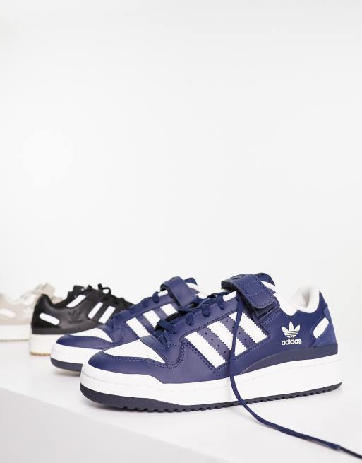 adidas Originals Forum Baskets basses Bleu marine et blanc