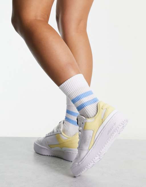 Adidas bold bianche top