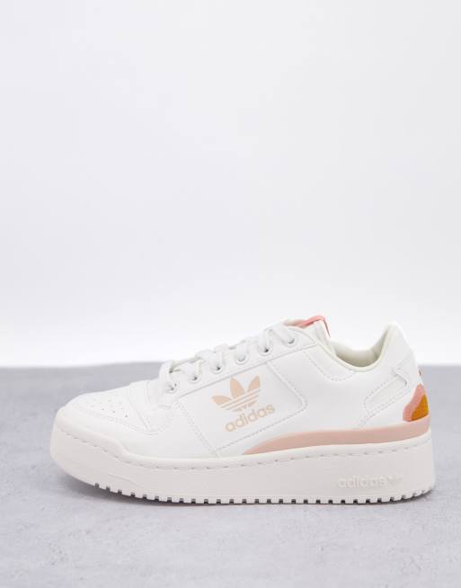 adidas Originals – Forum Bold – Vita låga träningsskor med rosa detaljer