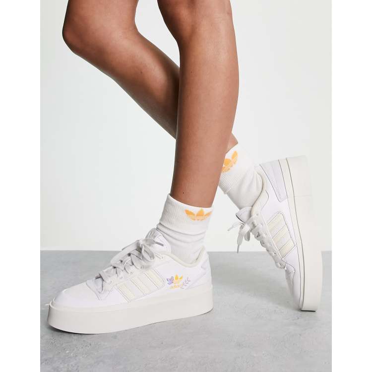 adidas Originals Forum Bonega mid sneakers in off-white | ASOS