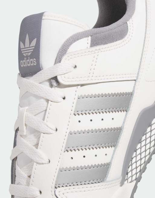 adidas Originals Forum low cl shoes in cloud white / grey three / gre | ASOS