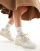 Thumbnail 1 van 5