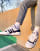 Thumbnail 1 van 4