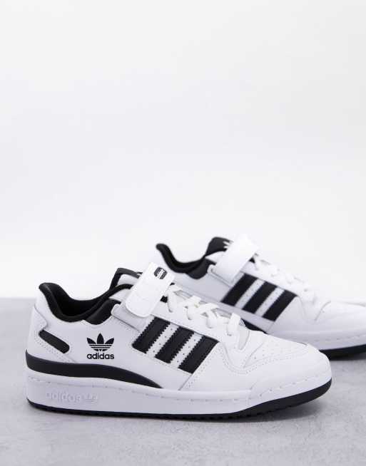 adidas Originals Forum Low sneakers in white and black | ASOS