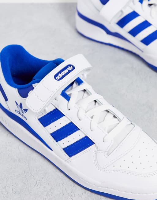 adidas Originals Forum Low in white and blue | ASOS