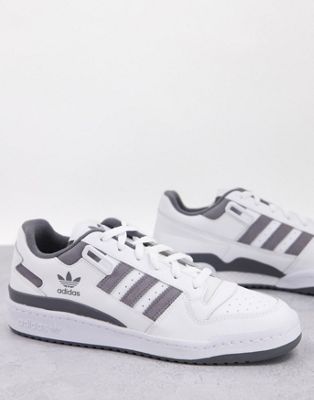 adidas Originals Forum Low sneakers in white and gray