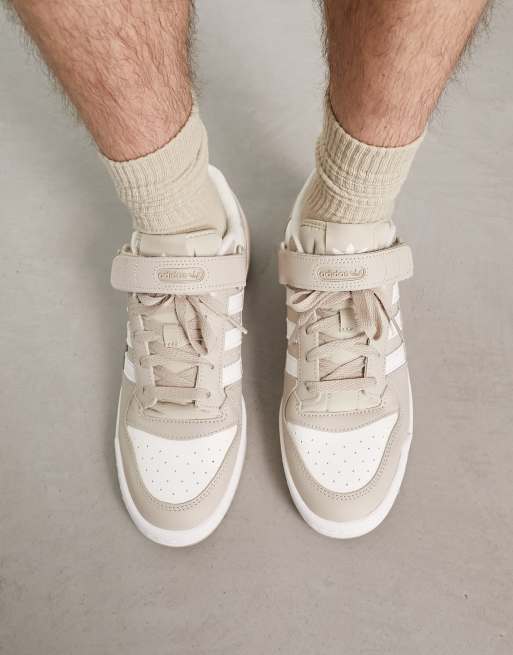 Beige adidas hot sale trainers mens