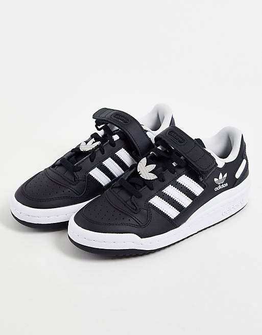 Women adidas Originals Forum low trainers in black and white 