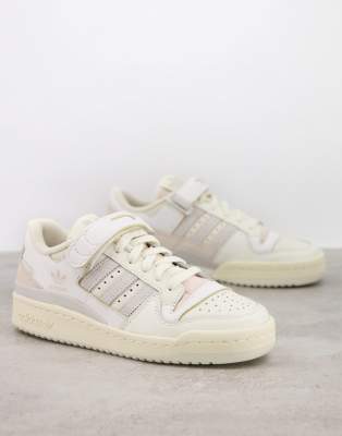 adidas trainers neutral