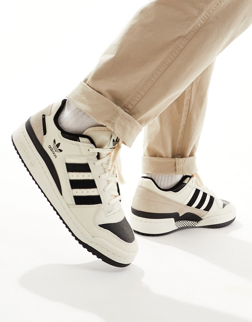 adidas Originals Forum Low trainers in off white and black