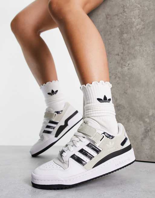 adidas Originals Forum low trainers in off white with print