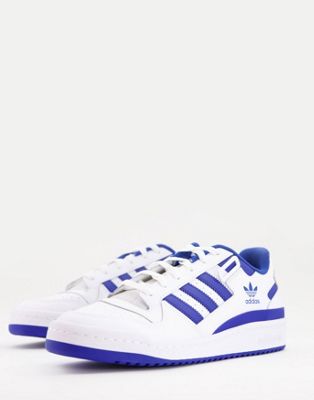 adidas Originals Forum Low trainers in white and blue - ASOS Price Checker
