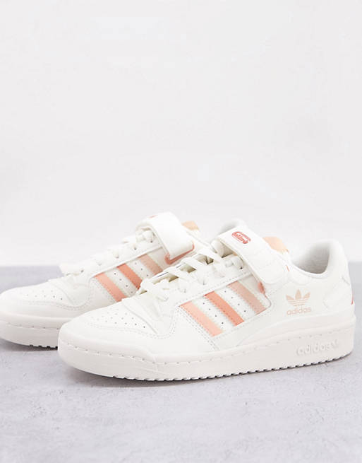 Women Trainers/adidas Originals Forum Low trainers in white with pastel stripes 