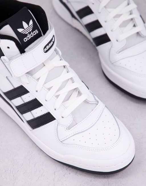 Nachtvlek marge Rijpen adidas Originals Forum Mid sneakers in white and black | ASOS