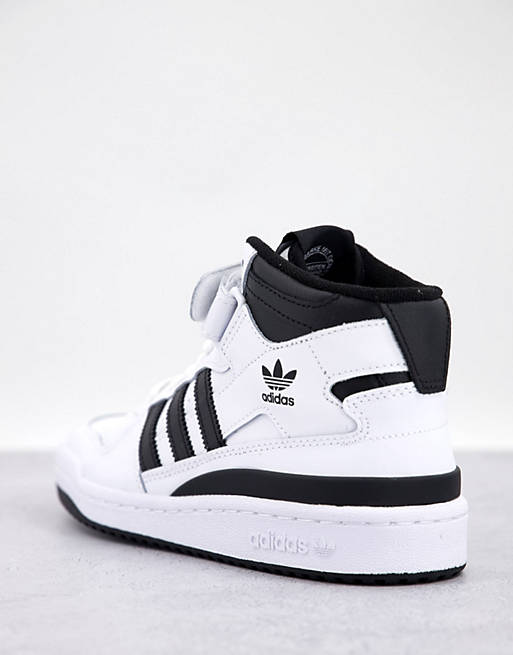 مالح وحلو adidas Originals Forum Mid sneakers in white and black مالح وحلو