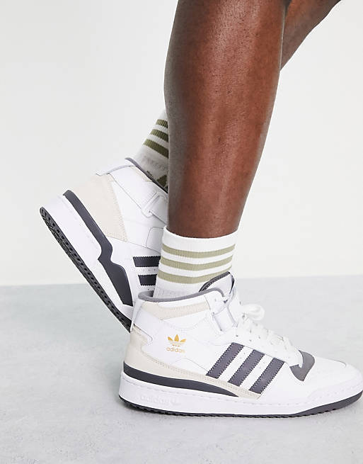 adidas Originals Forum mid sneakers in white and gray | ASOS