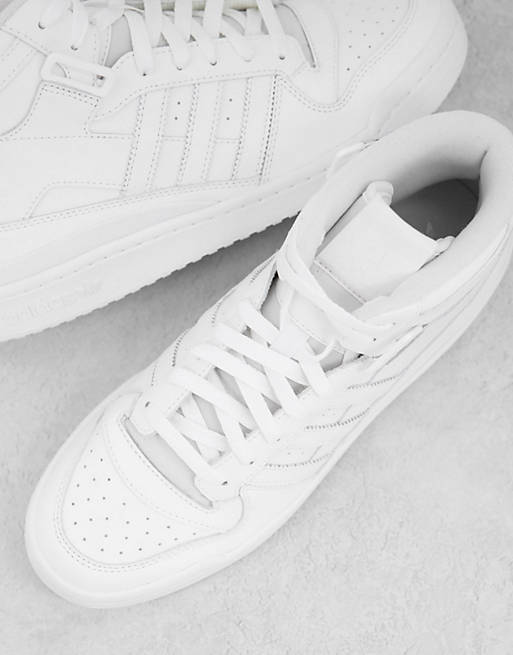 mecanógrafo Enumerar A la verdad adidas Originals Forum Mid sneakers in white | ASOS