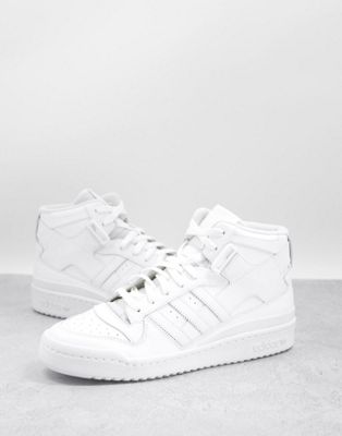  Forum mid trainers in triple white