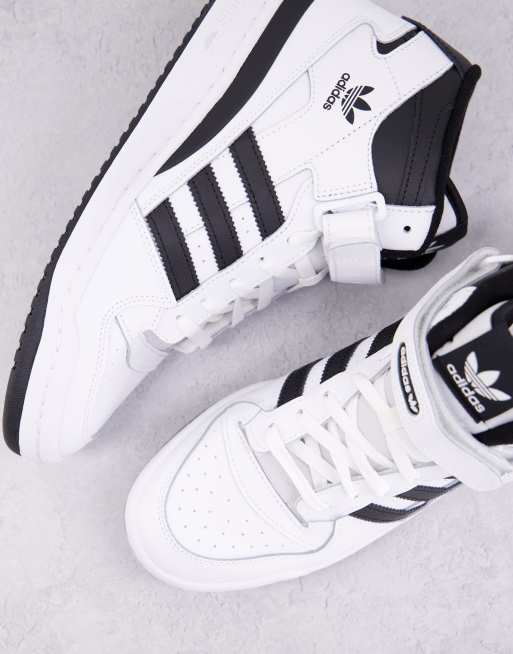 Adidas scarpe 2024 nere e bianche