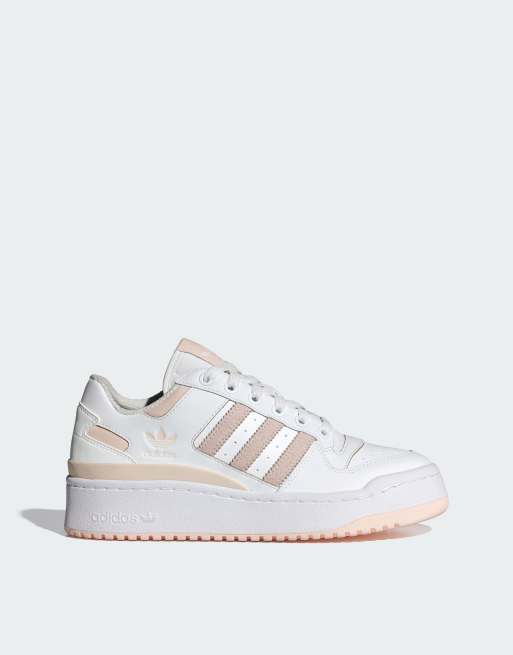 adidas Originals – Forum – Vita träningsskor med tjocka ränder