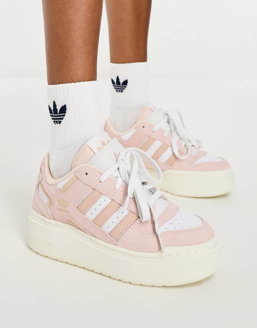 Blush pink 2024 adidas shoes