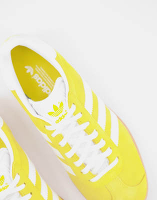 adidas semelle jaune