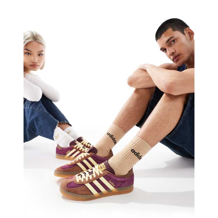 adidas Originals Gazelle Baskets d interieur avec semelle en caoutchouc Bordeaux et jaune