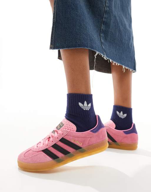 adidas Originals Gazelle Baskets d interieur avec semelle en caoutchouc Rose et noir