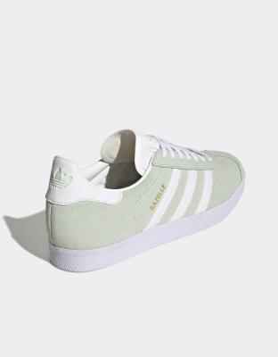 gazelle vert clair