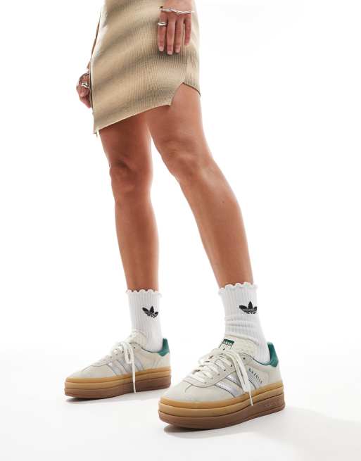 adidas Originals Gazelle Bold Baskets avec semelle en caoutchouc Creme argente