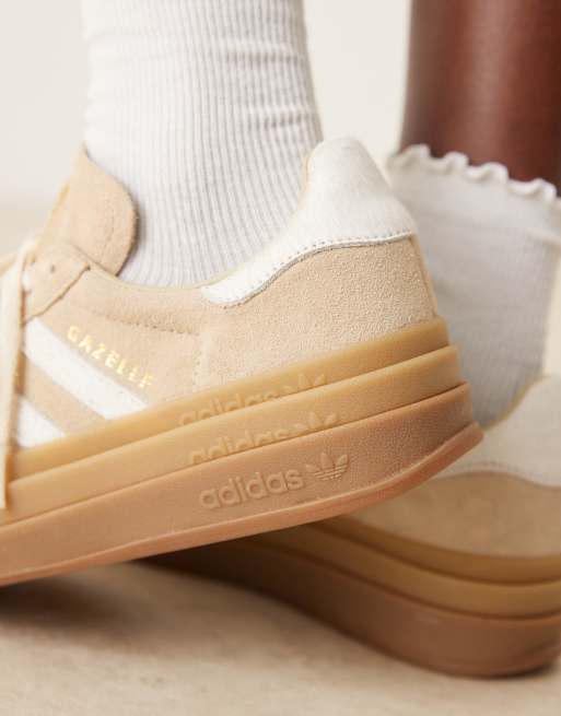 adidas Originals – Gazelle Bold – Sneaker in Beige und Weiß, 3 von 5