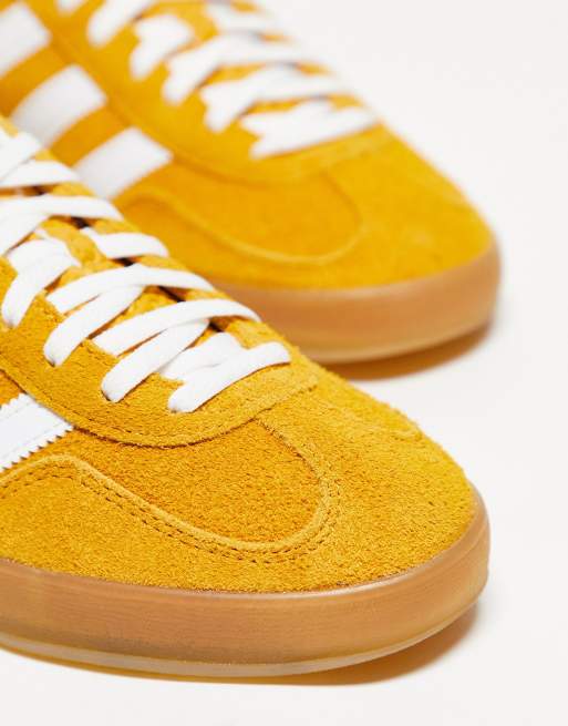 adidas Originals Gazelle Indoor Baskets avec semelle en caoutchouc Jaune moutarde WHITE